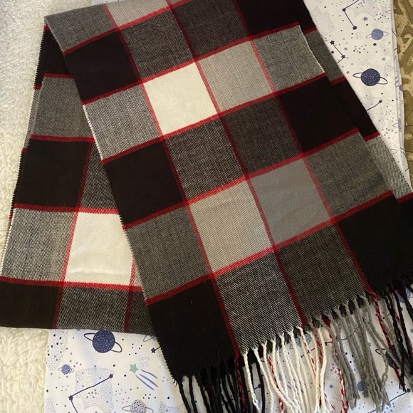 Plaid Scarf - Picture 3 of 3